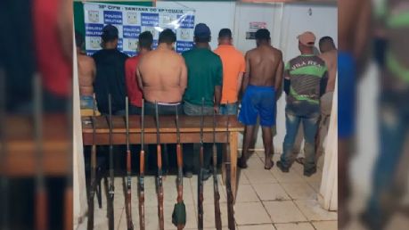 Caçadores fortemente armados são presos em flagrante com armas e animais mortos em Santana do Araguaia