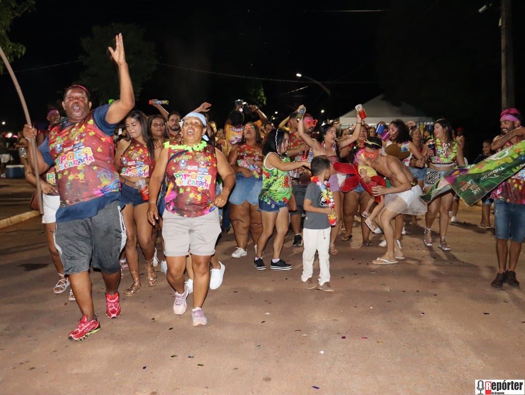 Alegria e muita diversão  na  Avenida Araguaia no 2º dia do Carnaval em  São Félix do Araguaia