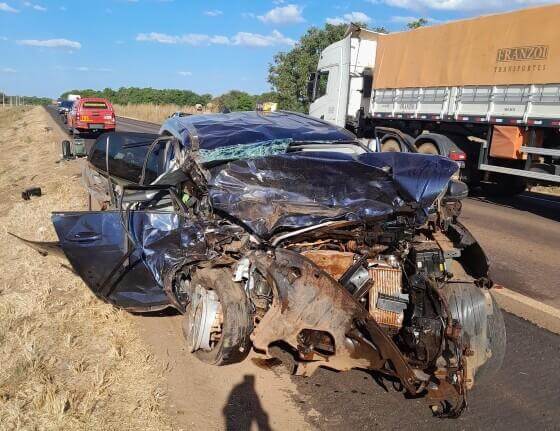 Quatro pessoas morrem e outras quatro ficam feridas em batida entre Creta e Amarok em Rib Cascalheira