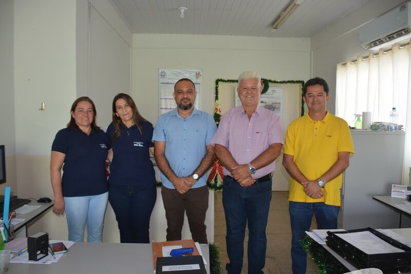 Ex-prefeito de Vila Rica, Abmael Borges, reúne-se com equipe da saúde para balanço de ações e ajustes do programa “Fila Zero”, no último dia de mandato