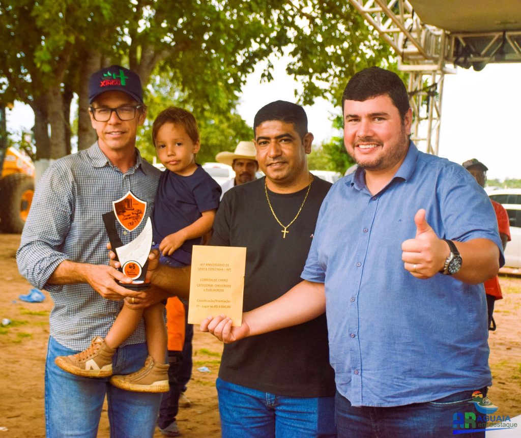 Velocidade e emoção marcam o 45º aniversário de Santa Terezinha com o Chev Cross e Fusca Cross
